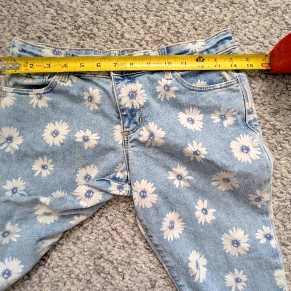 GAP Kids (Size 8) Super Skinny Floral Ankle Jeans Adjustable Waist Frayed Edges